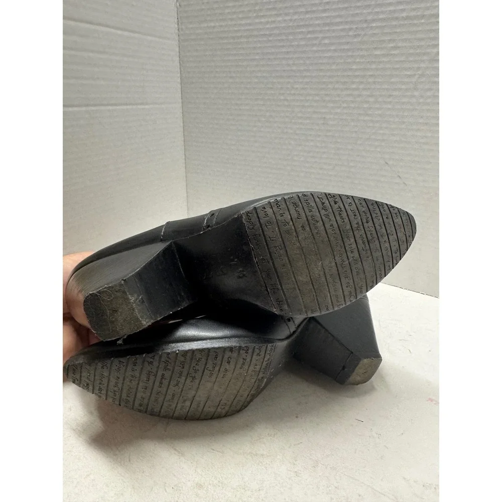 John Fluevog Black Leather Pointed Ankle Boots Block Heel Purpose Intent 7.5